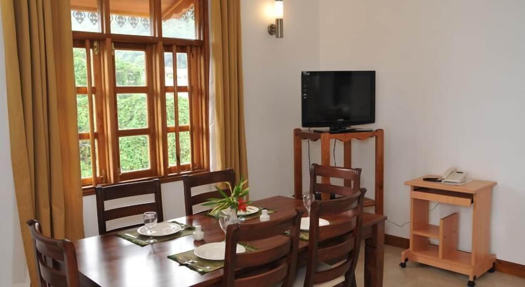 La Fontaine Holiday Apartment Бель-Омбр Экстерьер фото